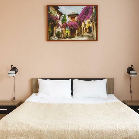 Nika Apart Hotel Riga Bagian luar foto
